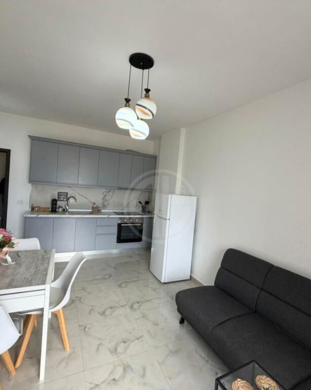 Apartament për shitje