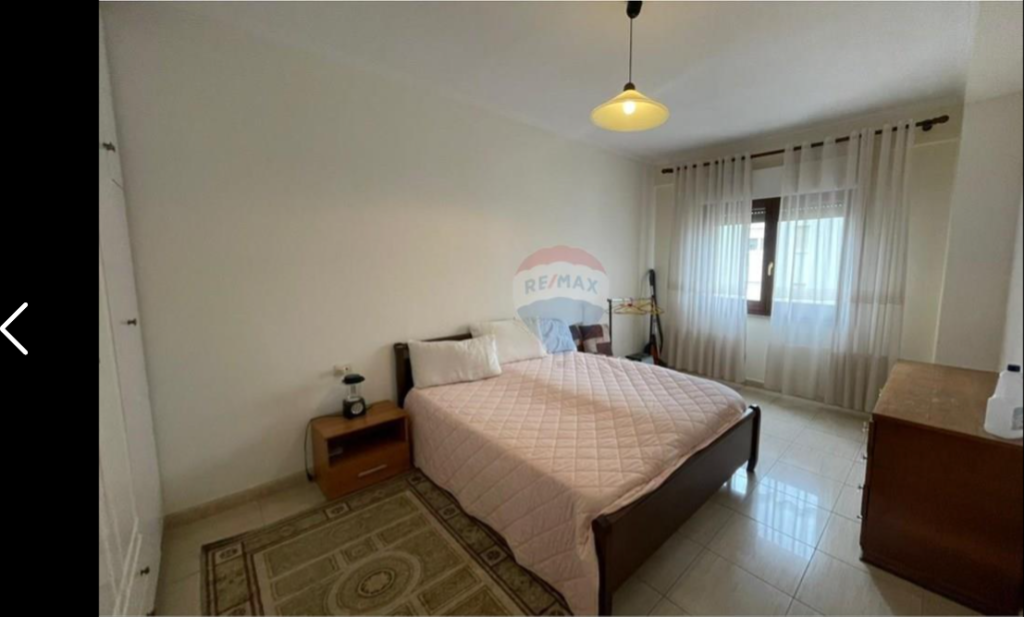 Apartament per qera 1+1 tek Komuna e Parisit