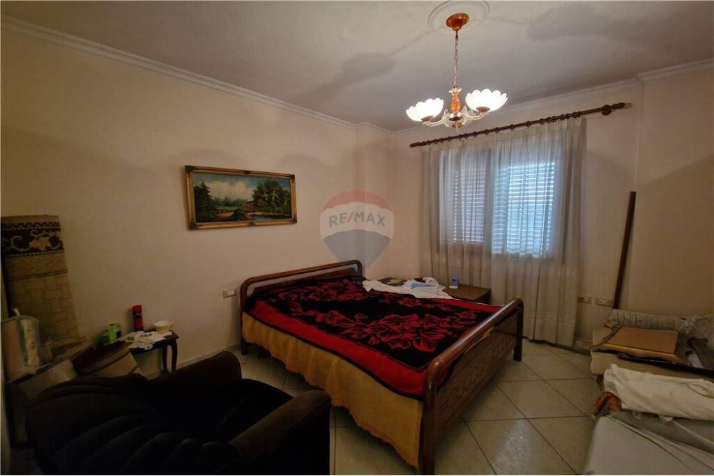 Penthouse për Shitje – Pranë Parkut Aulona, Vlorë