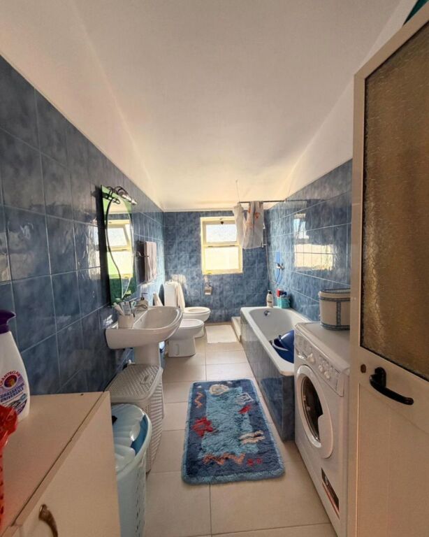 Apartament Papafingo për shitje