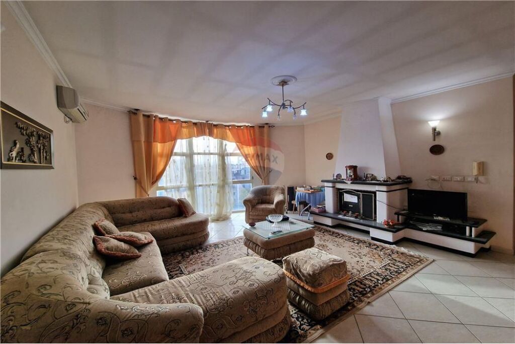 Penthouse për Shitje – Pranë Parkut Aulona, Vlorë