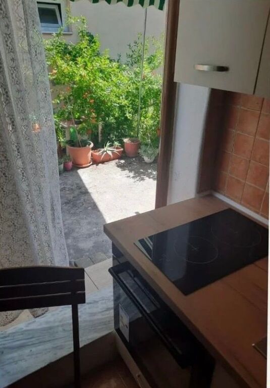 Jepet Me Qera Apartament 1+1+1 Ballkon
