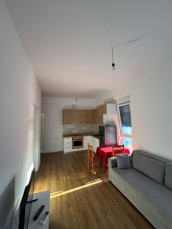 Appartamento 1+1+1 Balcone In Affitto