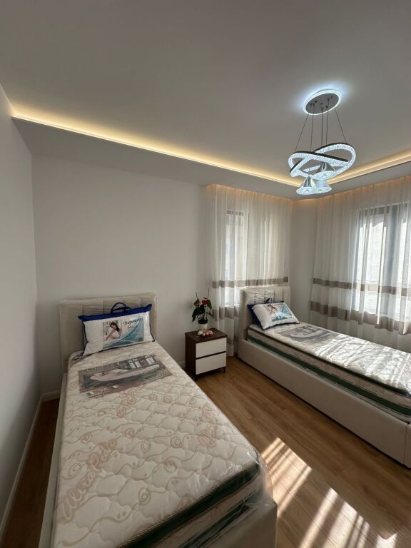 Apartament 2+1 per shitje tek Pallati me Shigjeta!