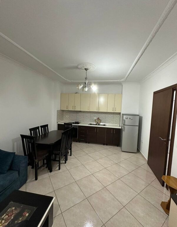 Appartamento in Affitto 2+1+2 ad Astir.