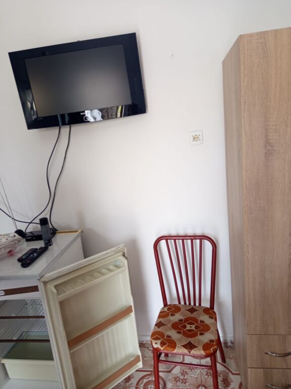 GARSIONERE 13000 LEKE.SIRI KODRA.HOTEL MERIDIAN