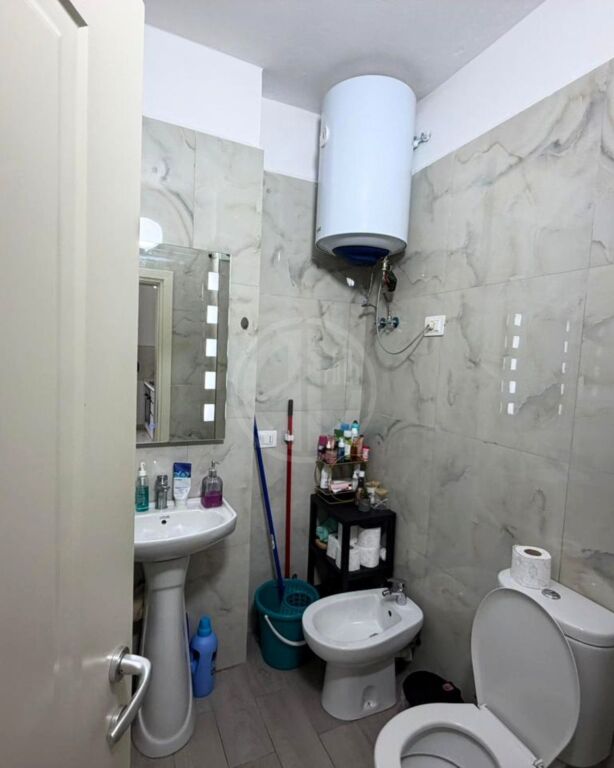 Apartament për shitje
