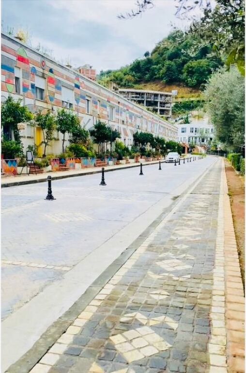 EKSKLUZIVE ! TEK KODRA E DIELLIT 2 SHESIM APARTAMENT 1+1