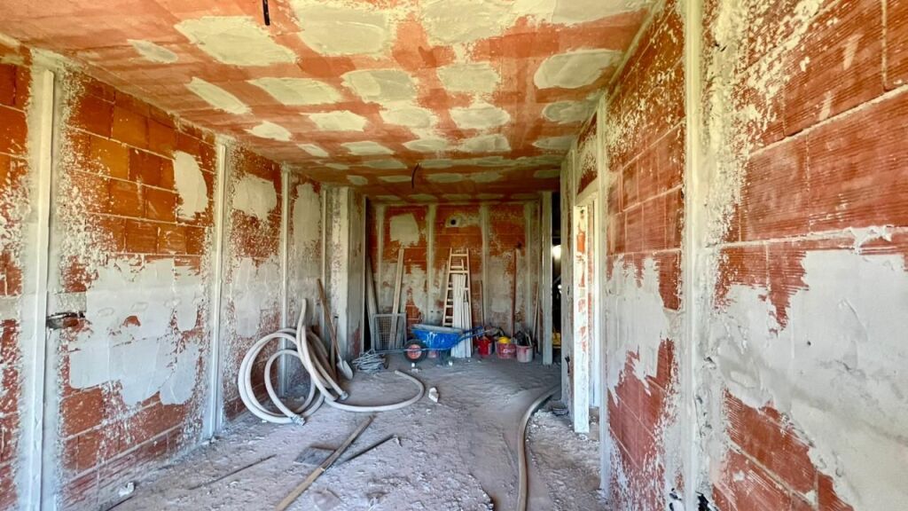 SHITET : 1+1📍Paskuqan (Aluna Complex) - Orientim Plot Diell🌞 - 88,600€ - Sp.71m² - Kt.6 || 10 minuta larg Qendres se Tiranes🏃🏻‍♂️