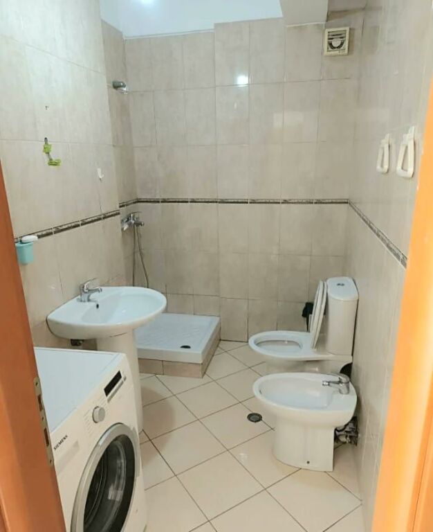 2+1,i mobiluar vizion plus don bosko,550 mije leke