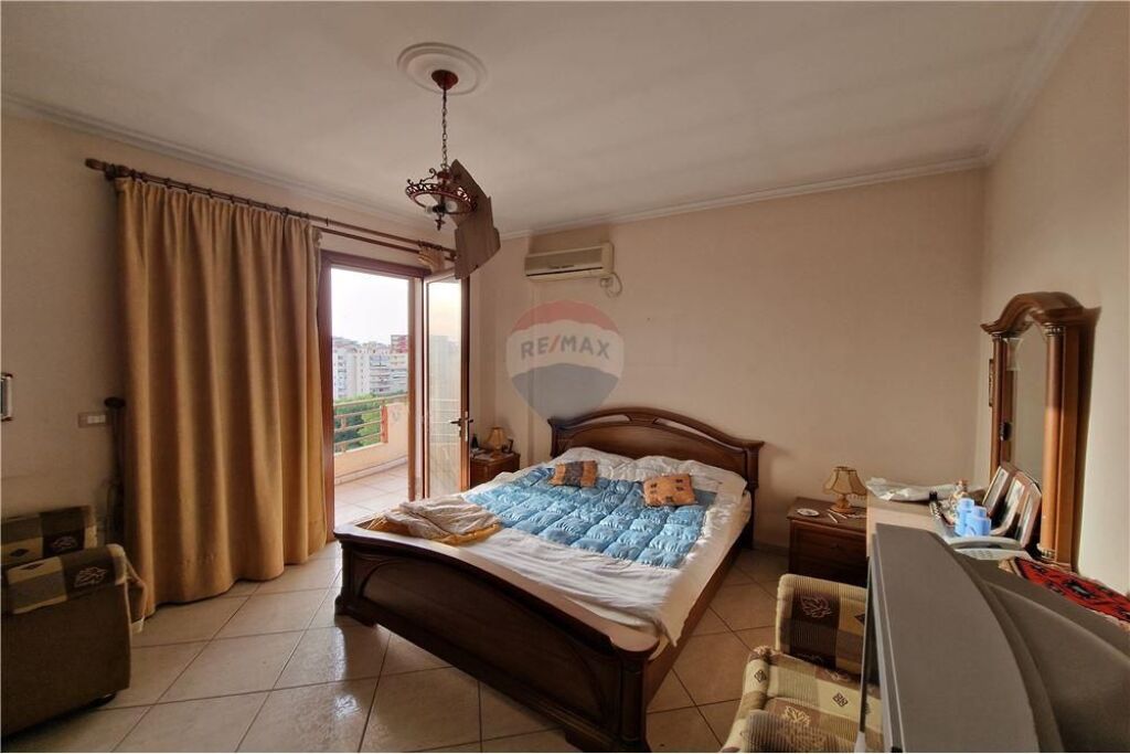 Penthouse për Shitje – Pranë Parkut Aulona, Vlorë