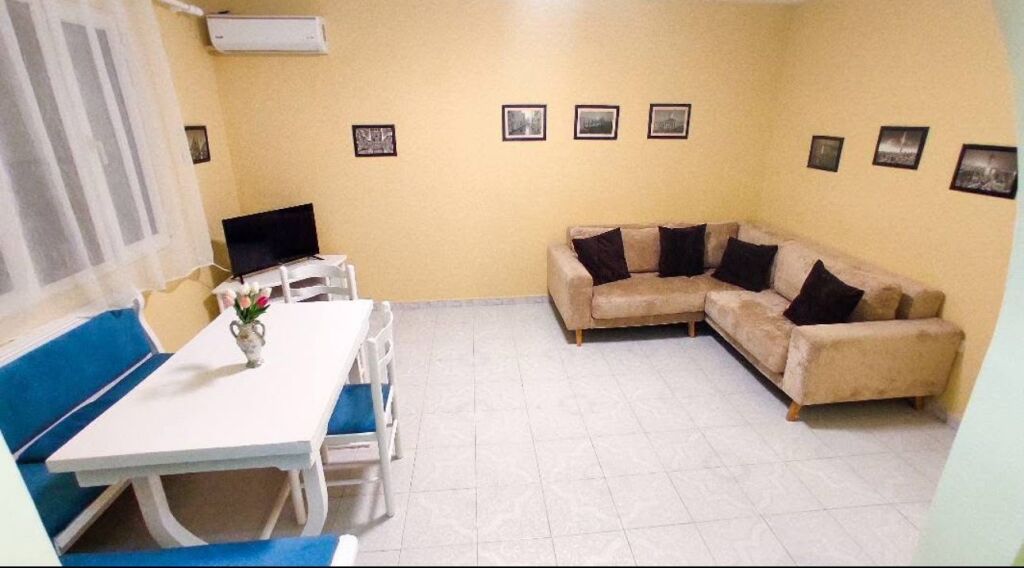 Apartment 1+1 for sale in Lapraka near the dome