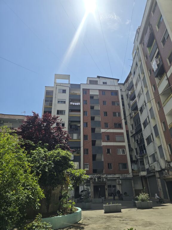 Apartament me qira te Irfan Tomini