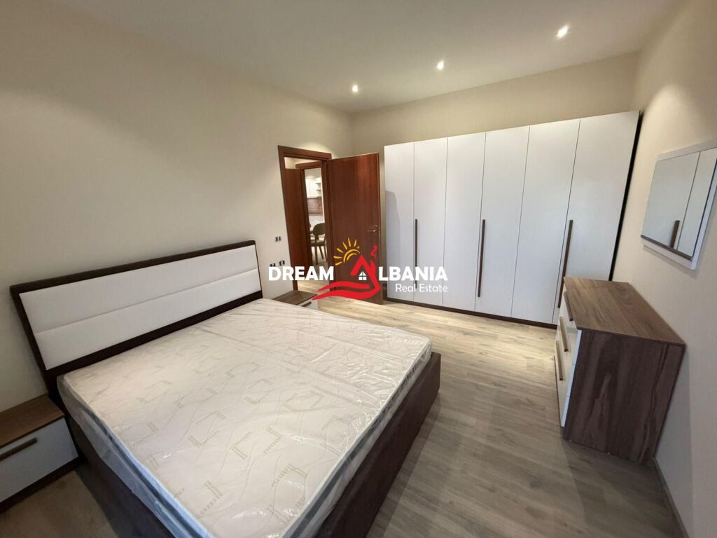 Affittasi appartamento 2+1 vicino al Pazari i Ri in Via Tefta Tashko (ID 42215533)