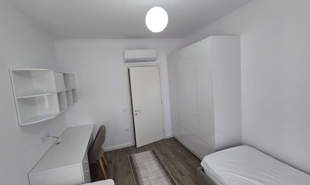 Apartment 2+1+parking space for rent at the New Ring in Tirana