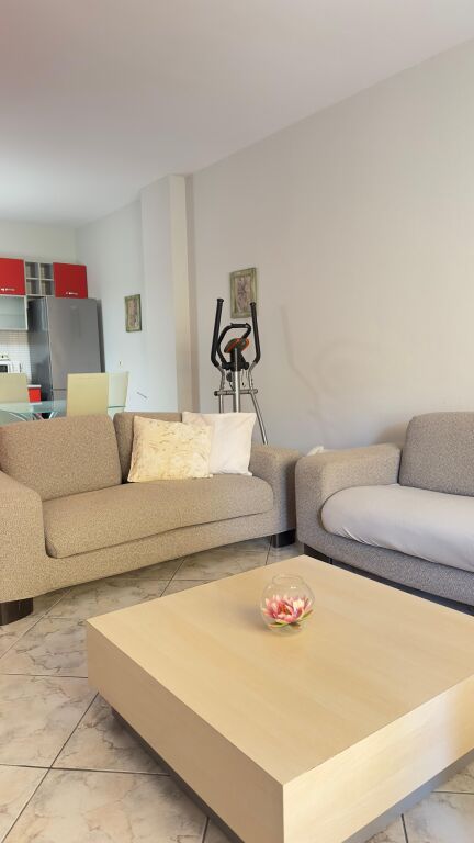 Apartament 1+1 me qera tek Air Albania