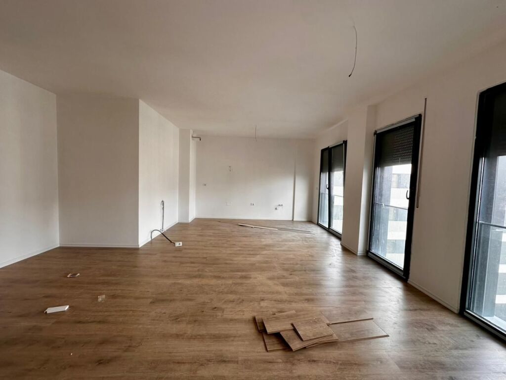 Investim i Sigurt: Apartament 2+1+2 në Parallel Living