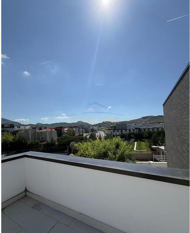 Qera, Vilë 3-kateshe, TEG