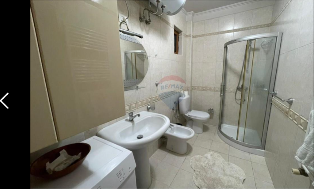 Apartament per qera 1+1 tek Shkolla e Baletit