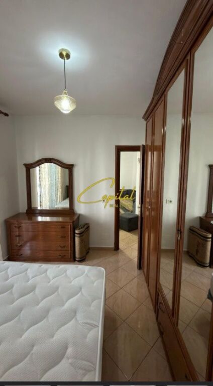 APARTAMENT ME QIRA 1+1 PALLATI ME SHIGJETA 45.000 LEKE