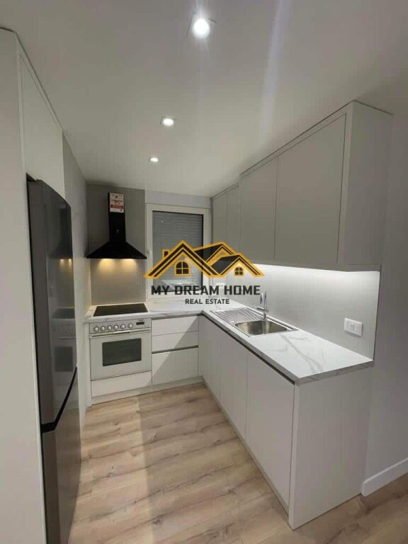 SHITET APARTAMENT 1+1 PRAN RROTA E KUQE, PLAZH DURRES