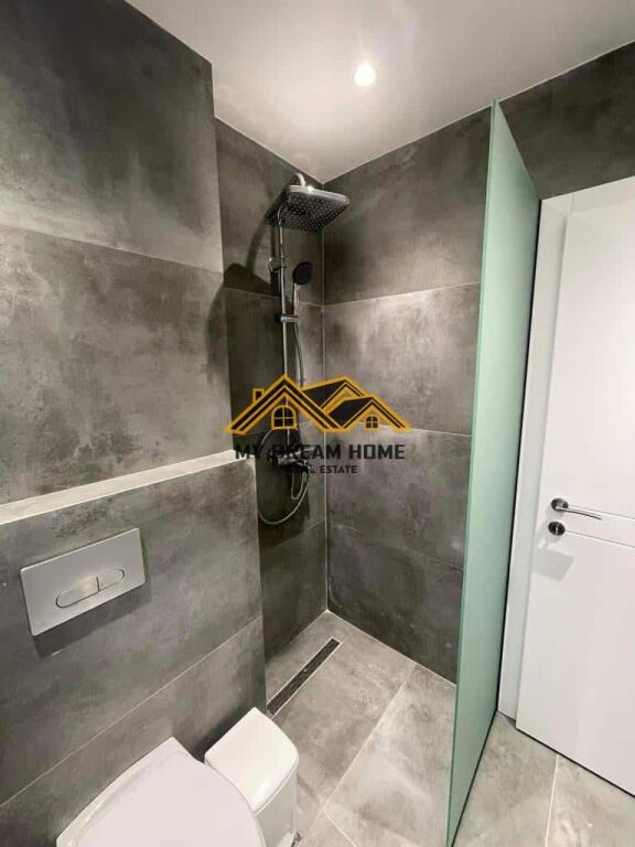 SHITET APARTAMENT 1+1 PRAN RROTA E KUQE, PLAZH DURRES