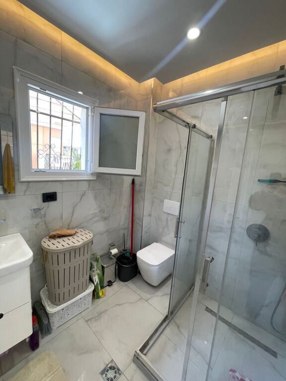 JEPET ME QIRA DUPLEX NË DON BOSKO