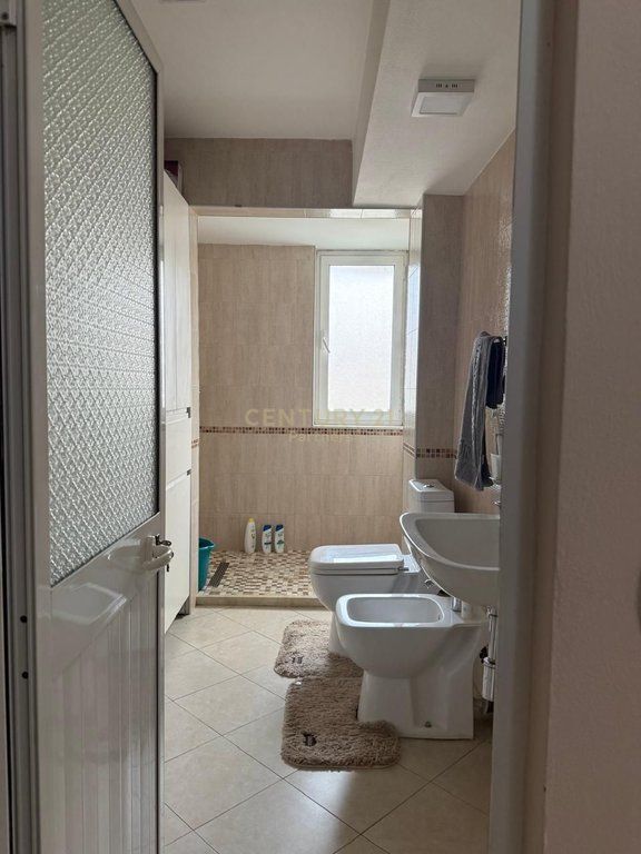 APARTAMENT NE SHITJE 1+1 TEK OXHAKU 120,000 € Sip. Totale  54m2