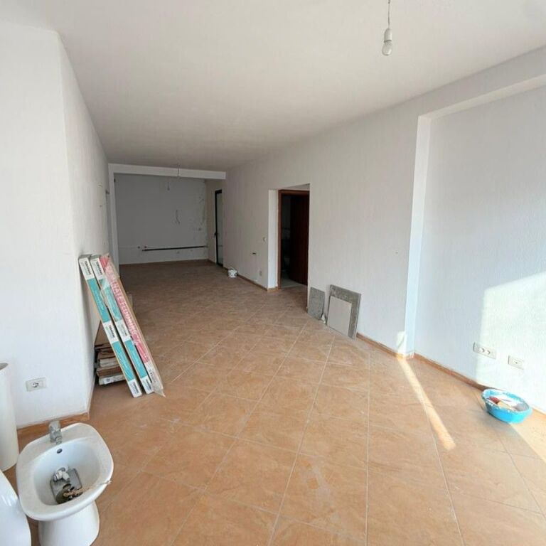 🏡✨ Appartamento 2+1 in Vendita – Sottopassaggio della Comune di Parigi✨🏡