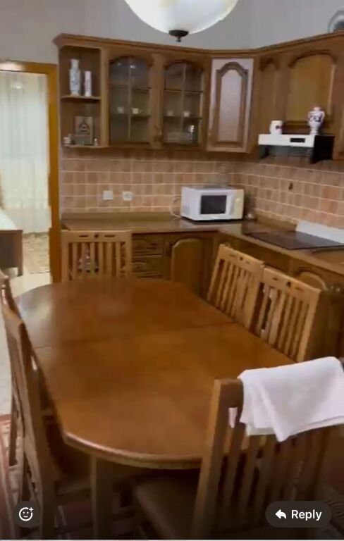 2+1,i mobiluar globe ,rruge e kavajes,600 euro