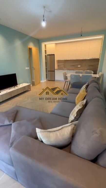 Jepet me Qira Kati i Dytë i një Ndërtese 3-Katëshe 1+1 në Spitallë, Durrës