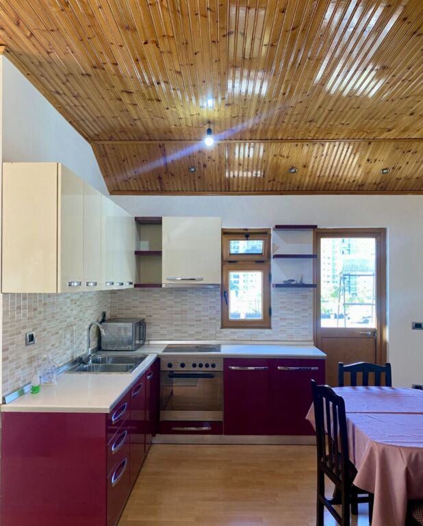 Qira, Hyrje Private,2+1+Blk, Zogu Zi,50,000 Lek/Muaj