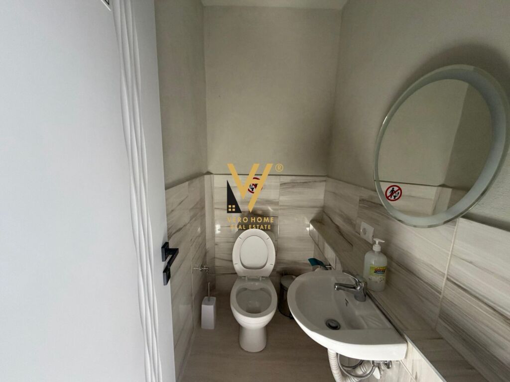 JEPET VILE TRE KATESHE ME QIRA NE MYSLYM SHYR 5.000 EURO