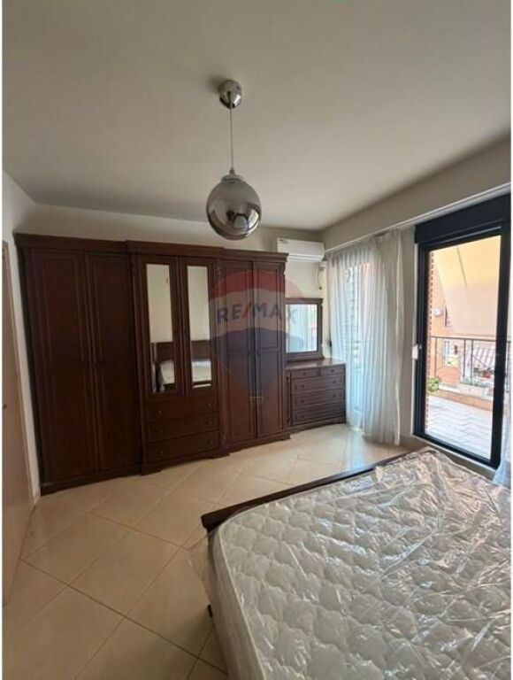 APARTAMENT 2+1+2  ME QIRA TEK KOMPLEKSI DELIJORGJI!