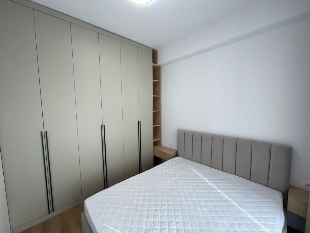 🏡 Appartamento 1+1 in affitto 📍 Indirizzo: Ali Demi, Complesso Kadiu 💰 Prezzo: 40.000 lek / mese (non trattabile)