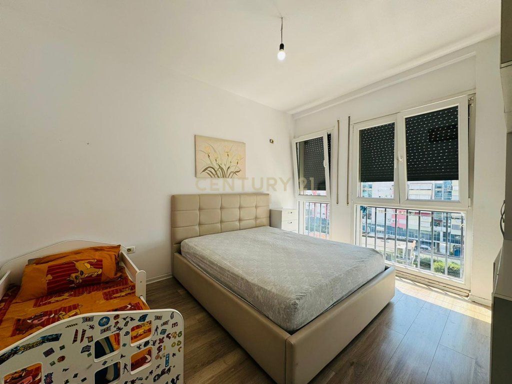 Apartament 1+1 për Qira në Ish Fusha e Aviacionit!!
