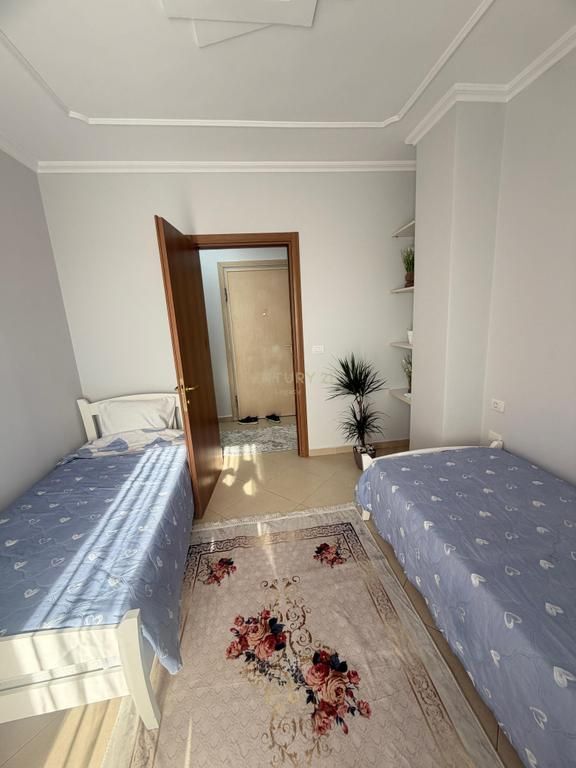 Shitet Apartament 2+1+depo Kompleksi Gener 2