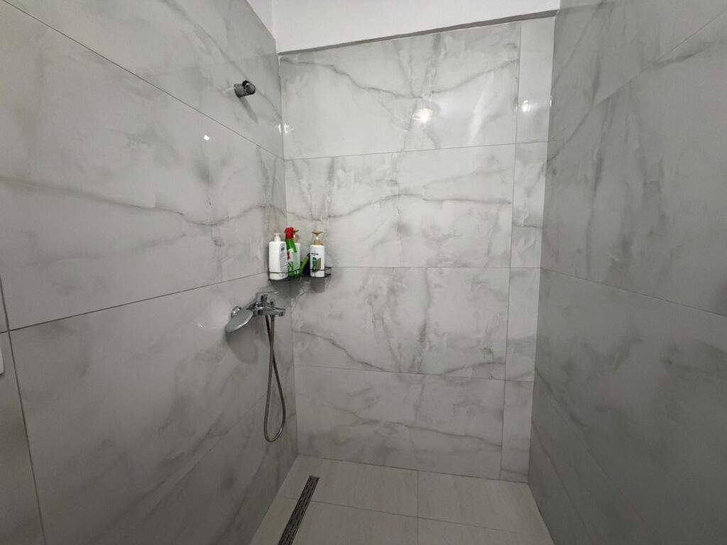 Apartament 1+1 me qira , Liqeni Artificial