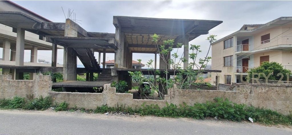 Shitet Godinë 2-Katëshe në Fazë Karabinaje – Durrës (Vila e Zogut)