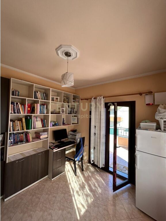 Vile 3-Kateshe per shitje ne zonen e Don Boskos