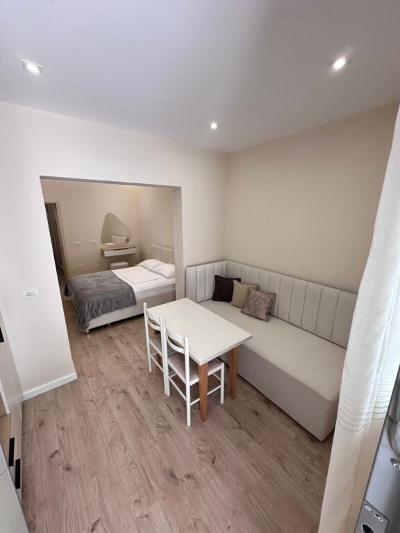 SHITET APARTAMENT 2+1 NE ZONEN E PLAZHIT HEKURUDHA, DURRES