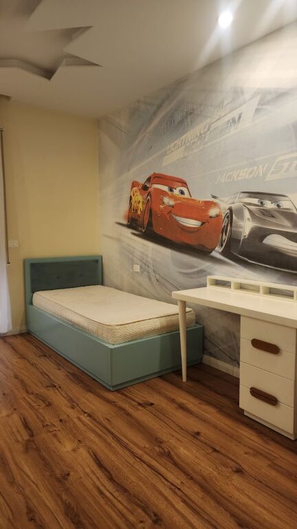 Jepet me qura 2+1 plus post parkimi,Delijorgj