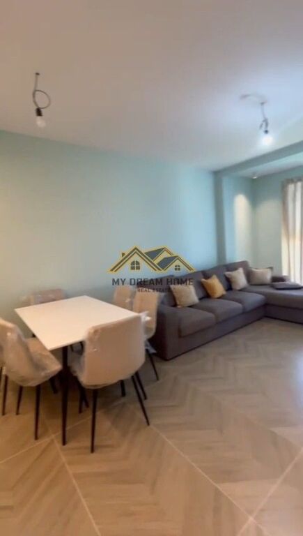 Jepet me Qira Kati i Dytë i një Ndërtese 3-Katëshe 1+1 në Spitallë, Durrës