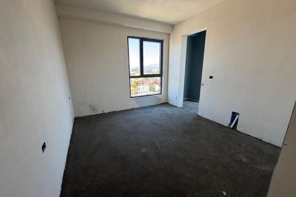 Apartment 3+1+balcony for sale in Kamez