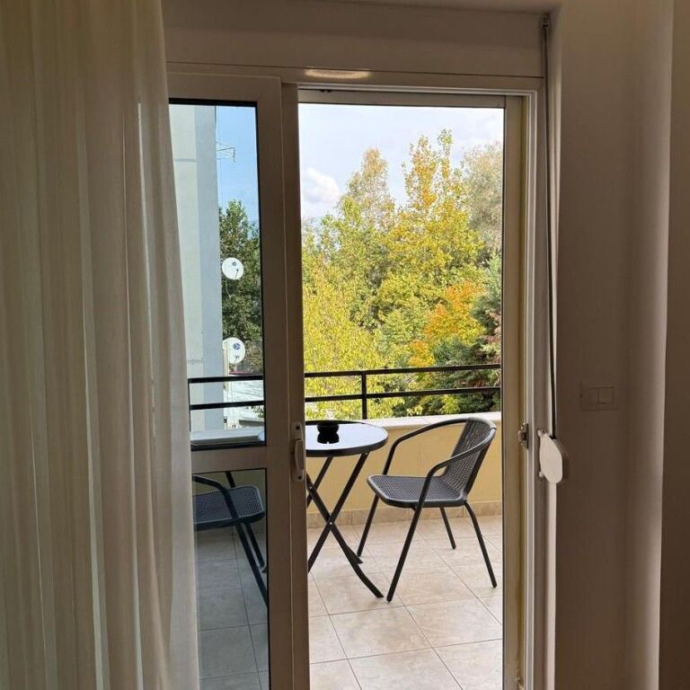 🏡✨ Appartamento di Lusso in Affitto – Lago di Tirana (Giardino Zoologico) ✨🏡