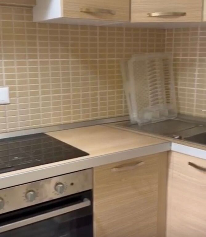 Apartament 1+1 me qira tek Mine Peza