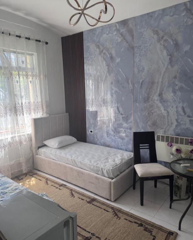 Qera | Garsoniere | Blloku | 400 €/muaj