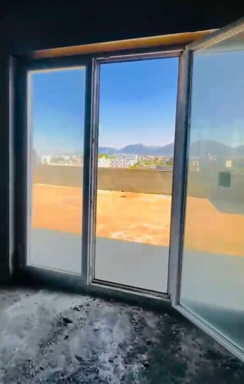 🏙️ Shitet Penthouse Ekskluziv me Verandë Panoramike pranë Rrugës së Elbasanit – 290 m²