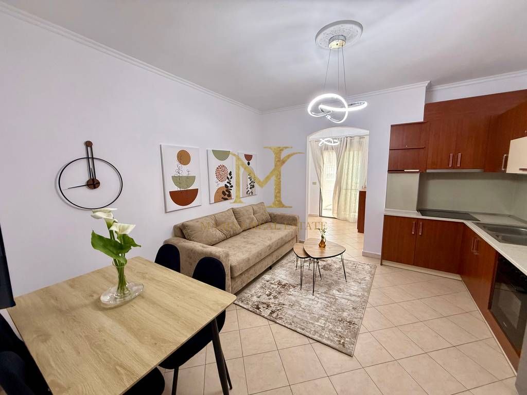 Shitet Apartament 1+1, Plazh Hekurudha,Durrës