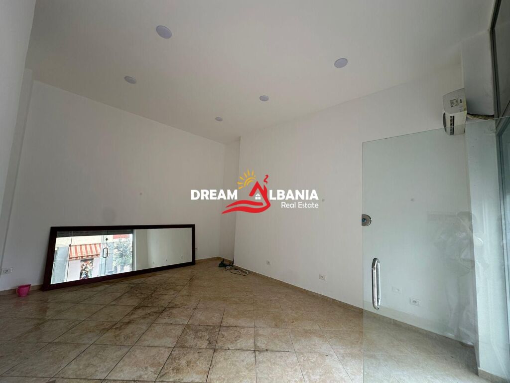 Shop\office for rent in Astir near the roundabout (ID 42611089)